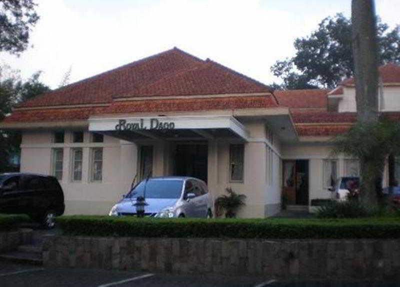 Hotel Royal Dago Bandung Esterno foto